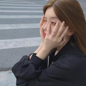 Sm女王丝袜控调教社区视频
